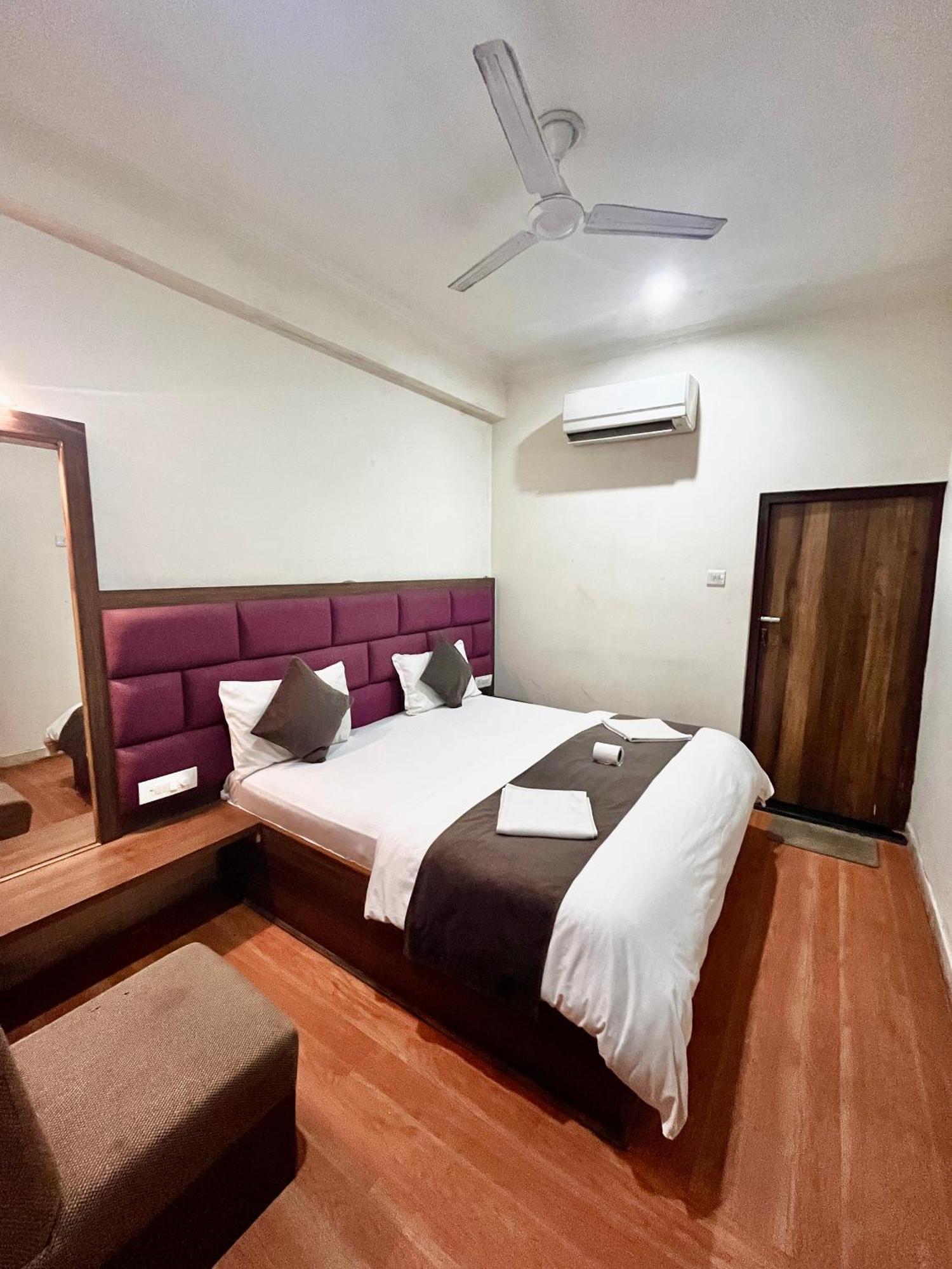 Hot - House Of Travellers Taj View Hostel Agra  Exterior photo